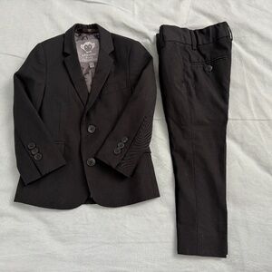 GREAT CONDITION Appaman boys mod suit size 2T